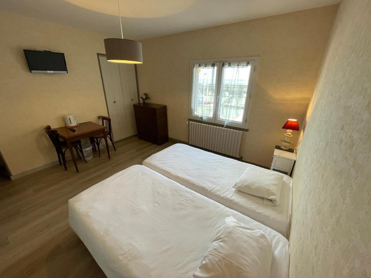 Logis Hotel Le Terminus Bourcefranc Eksteriør billede