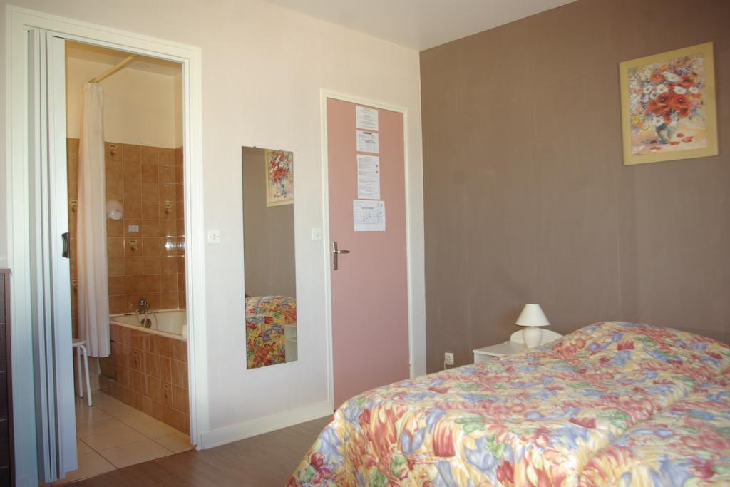 Logis Hotel Le Terminus Bourcefranc Eksteriør billede